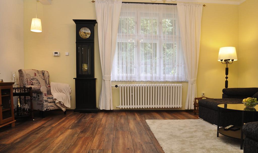 Atmospheric Quiet Apartment ปราก ภายนอก รูปภาพ